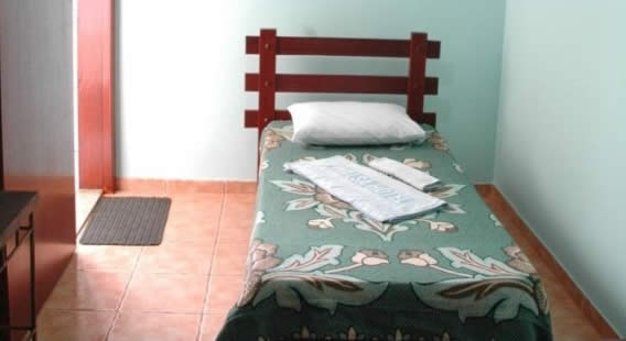 Quarto Standard do Hotel Walsa em Paracatu, MG
